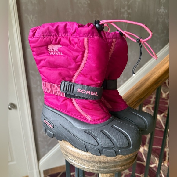 Sorel Flurry Dtv deep blush/tropic pink junior snow boots 4 NWOT - Picture 4 of 12